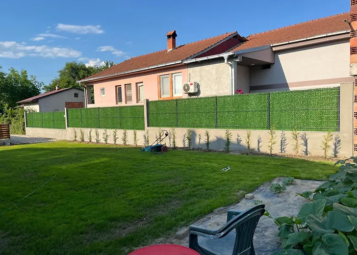 Rivers Fisherman Camp Motorhome &campervan Campsite *